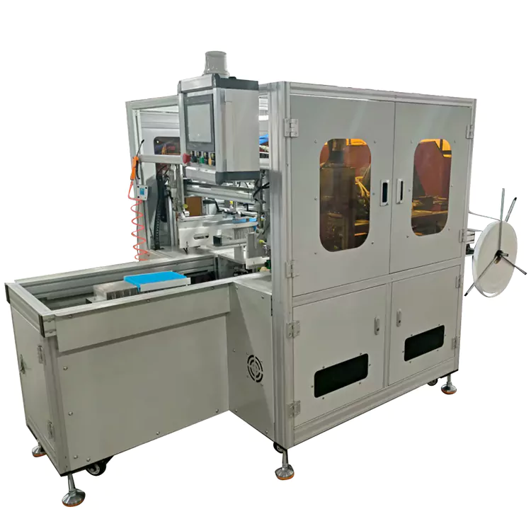 Machine automatique de trépointe des bords